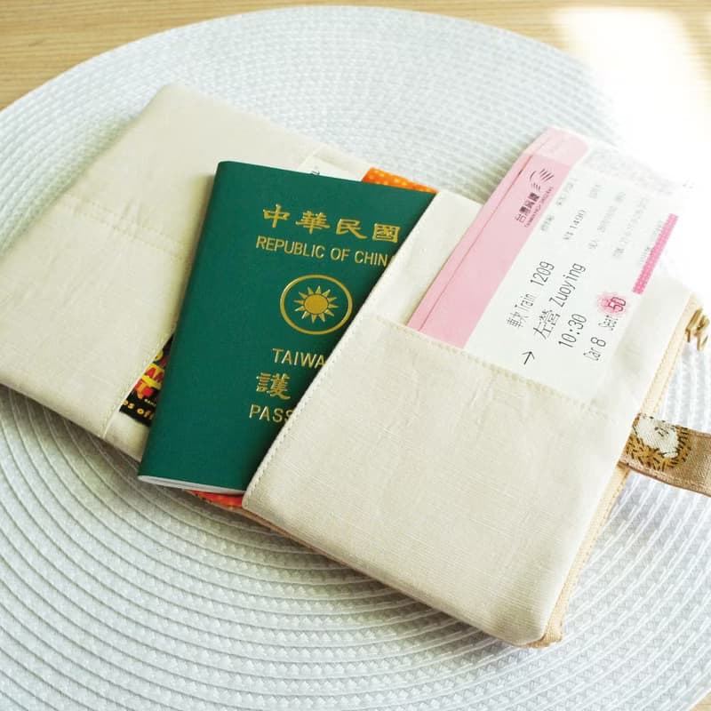 Lovely日本棉麻【刺蝟雙拉鍊多功能短夾護照套】布書套、灰粉E