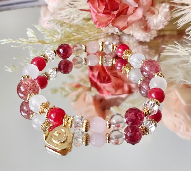 女神光-好人緣/愛情/氣色 /草莓晶/月光石/薔薇石/粉晶水晶手鍊