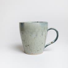 明芽窯 l 柴燒灰釉鐵斑把杯 咖啡杯 馬克杯 白陶土 H