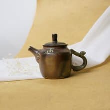 站在星球的貓胡麻愜意壺 新彩燒 柴燒陶藝 手作作品 | 陳威恩作品