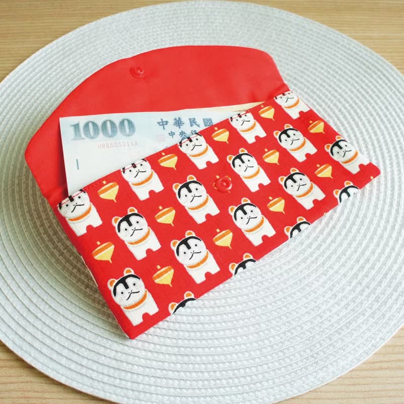 Lovely日本布【福氣招財貓紅包袋、紅】存摺套、現金收納袋E