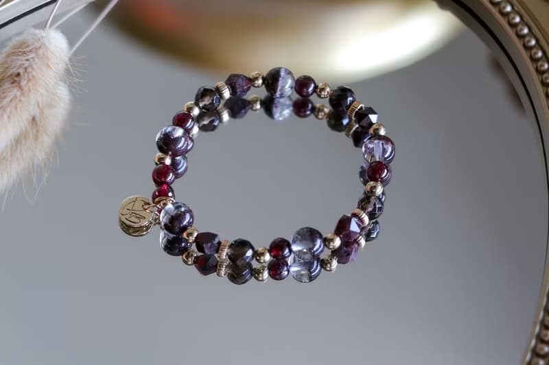 治癒7A紅幽靈婦科手鍊原礦設計 /  皇室的恩寵 - 紅幽靈-石榴石