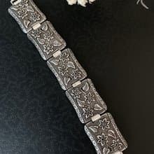 老又好古董珠寶 Vintage 銀色雕花方塊手鍊手鐲 BR1