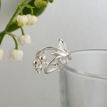 そよ風に揺れるすずらんのイヤーカフ　〜Lily of the valley〜　【右耳用】