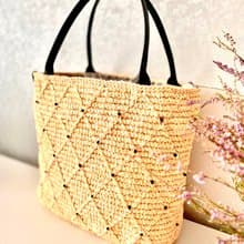 Summer bag. Tote bag. Straw raffia bag.