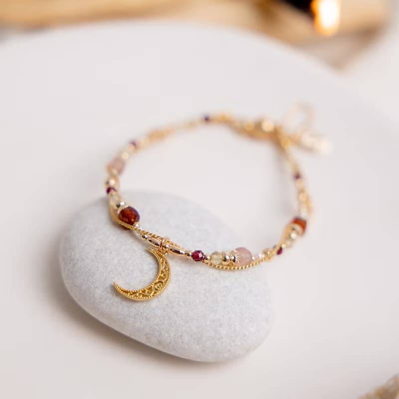 桃花 x 石榴石 草莓晶 黃水晶 珍珠 【吊燈花 • 相信你】手鍊