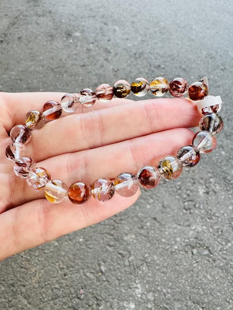 畢業級天然紅泥骸骨閃靈水晶8mm18.21g好運穩定情緒淨化洞察力