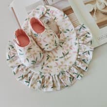 【11/14後出貨】彌月禮物 荷葉邊圍兜 嬰兒鞋 寶寶鞋