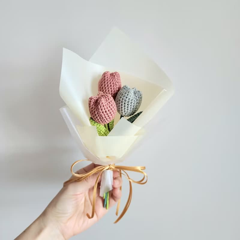 加玩偶的Q版鬱金香花束 純花束在另一個賣場
