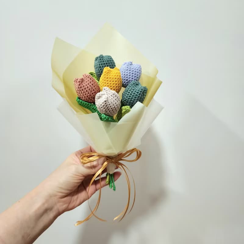 加玩偶的Q版鬱金香花束 純花束在另一個賣場
