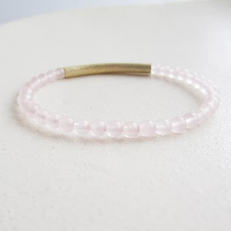 ローズクォーツとデザインパイプのブレスレット
