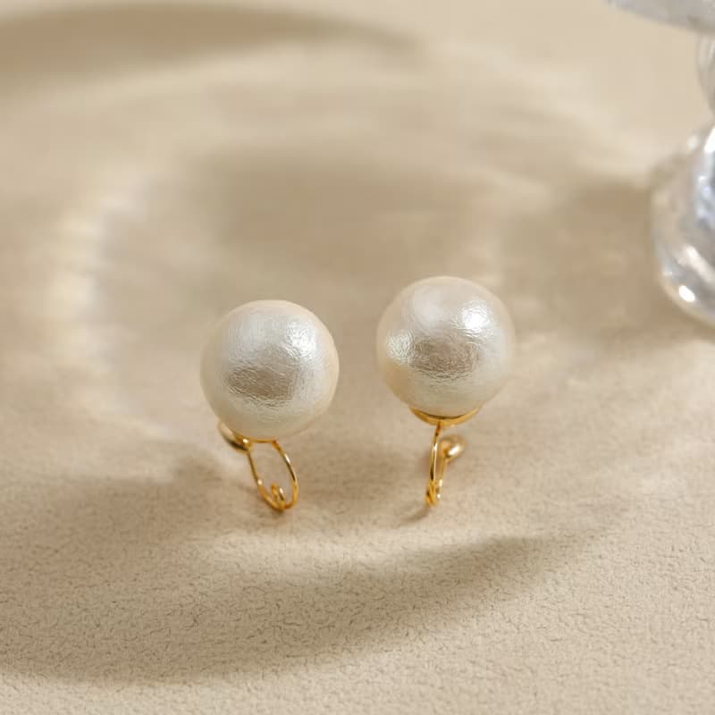 cotton pearl ―12mmコットンパールのループフィットイヤリング