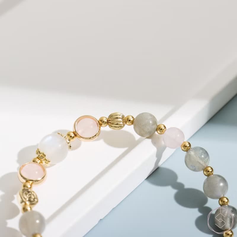 情愫 | 拉長石 粉水晶 月光石 | 天然水晶手鍊