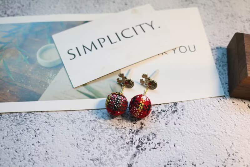 聖誕系列麋鹿耳釘呢子彩球耳飾Earrings