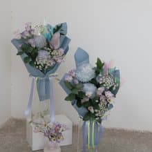 Azure. 藍紫色調 鮮花花束