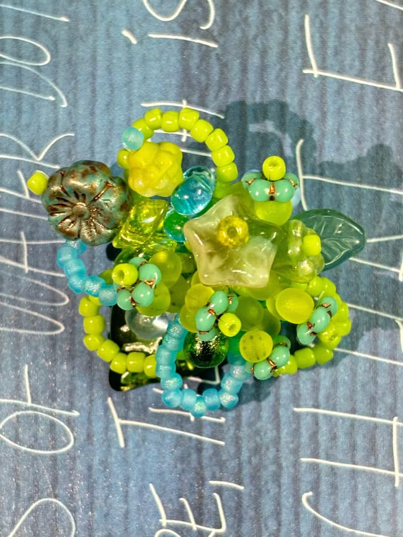 串珠花朵耳環 手作耳釘 串珠耳飾 花叢耳環 綠波蕩漾