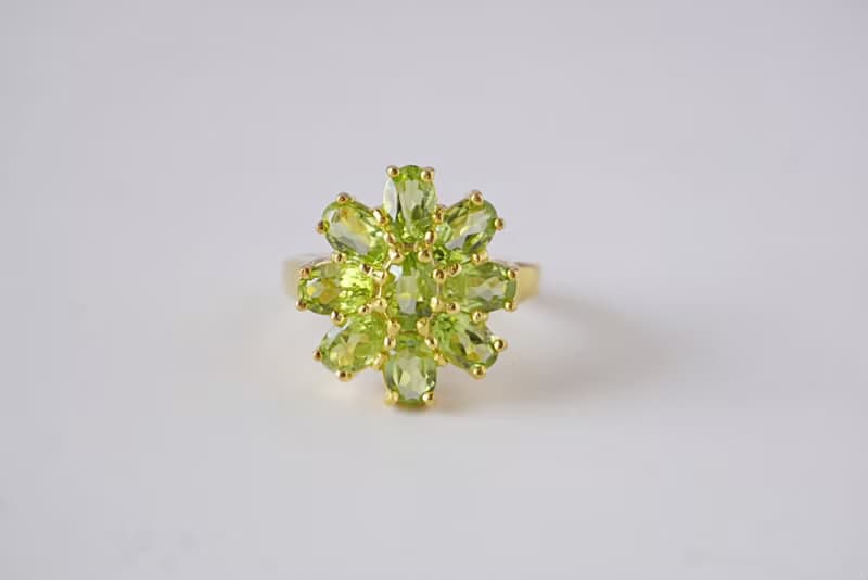 Natural Peridot Ring Sterling Silver 925 with Gold plated 8.5 US.