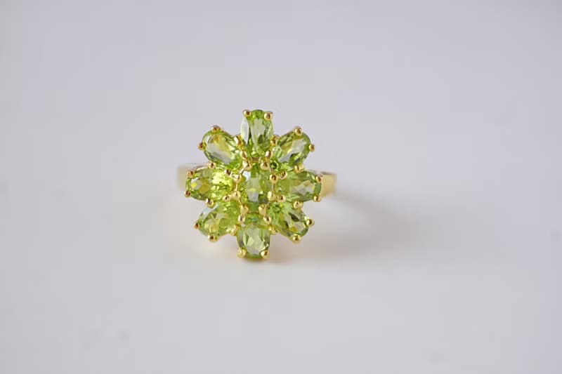 Natural Peridot Ring Sterling Silver 925 with Gold plated 8.5 US.