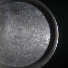 【老時光 OLD-TIME】早期歐美錫製厚重雕花托盤