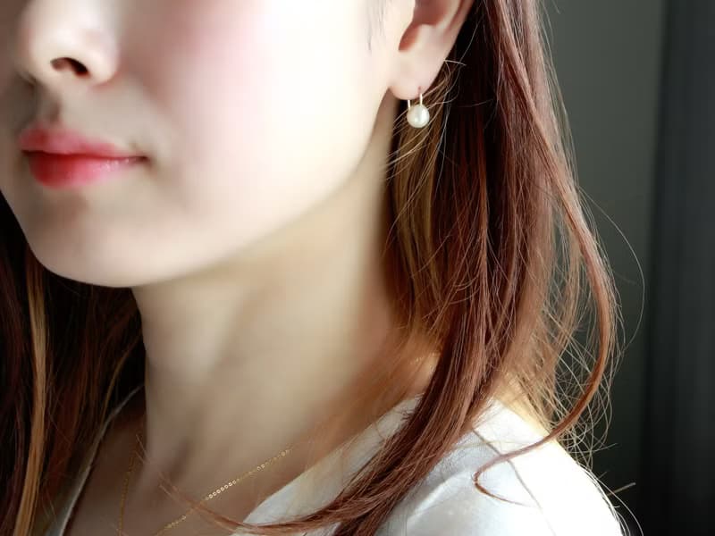 14kgf- A grain of pearl pierced earrings