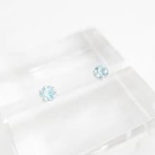 / 粼海 / 圓形天空藍色托帕石925純銀耳環