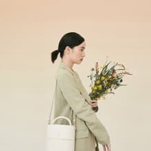 Gaia Bucket Bag 素皮革 水桶包 手提包 側背包 米白色