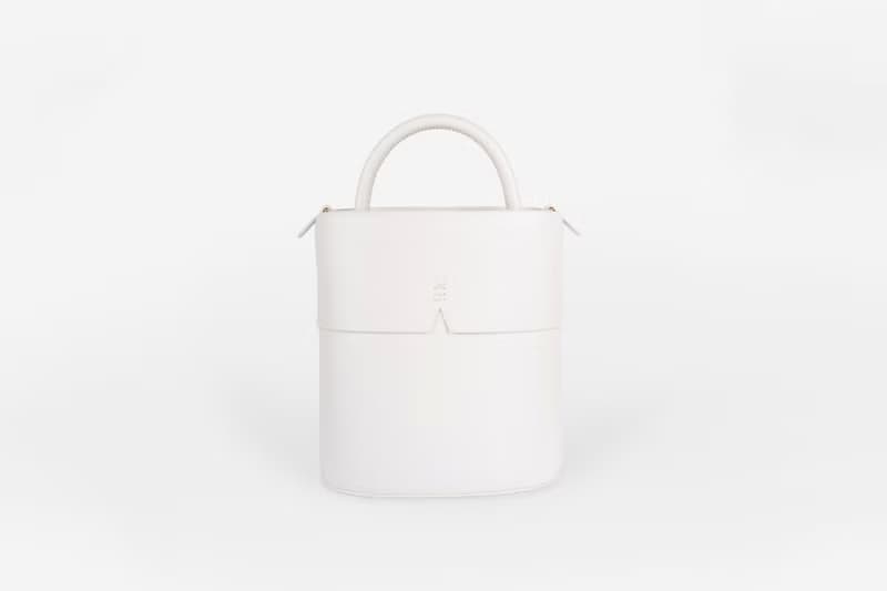 Gaia Bucket Bag 素皮革 水桶包 手提包 側背包 米白色