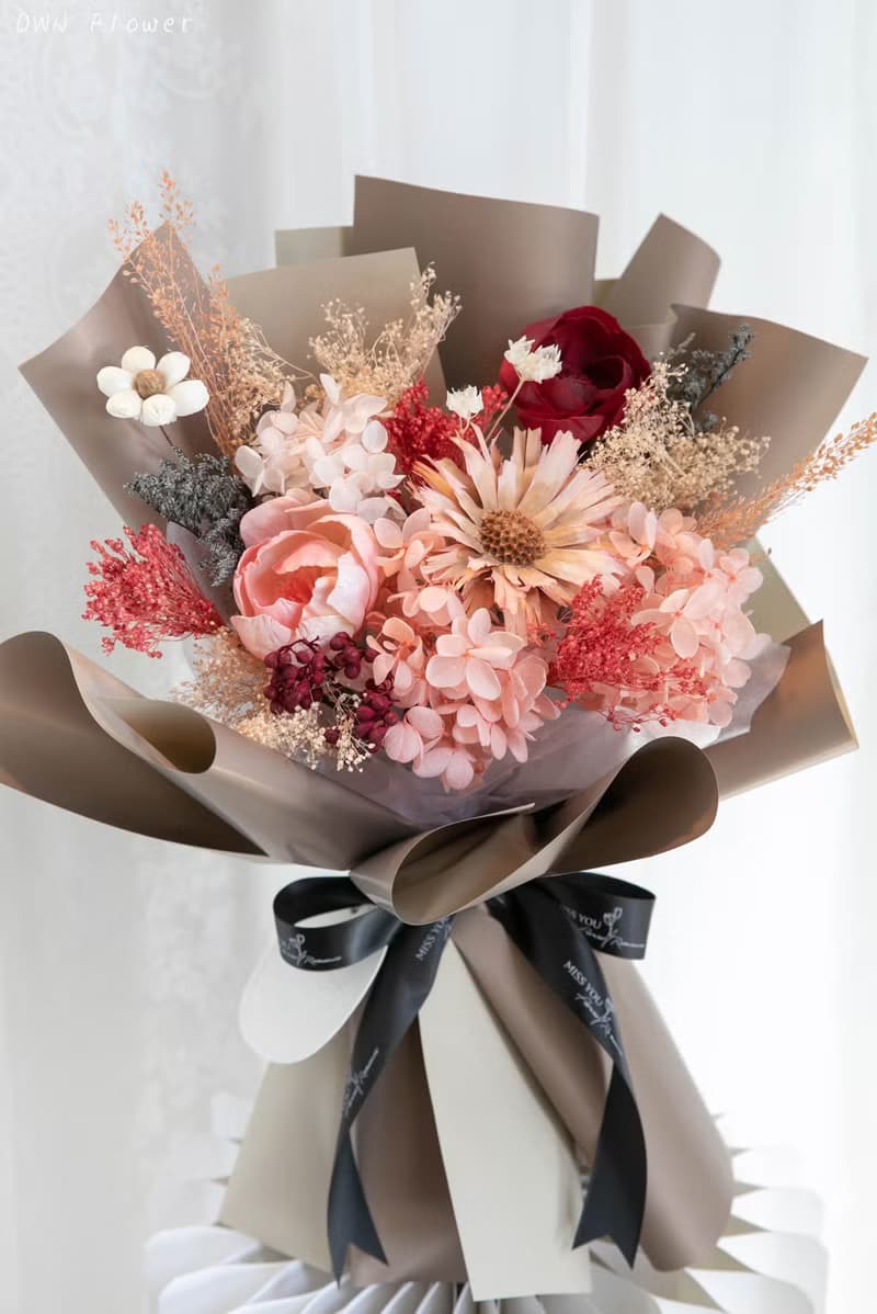 奶茶永生花束/索拉花束/乾燥花束/女友花束/生日花束/情人節花束