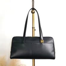 【 日本直送　名牌中古包 】BURBERRY バーバリー トートバッグ ブラック ロゴ レザー vintage ヴィンテージ オールド y6x2fb