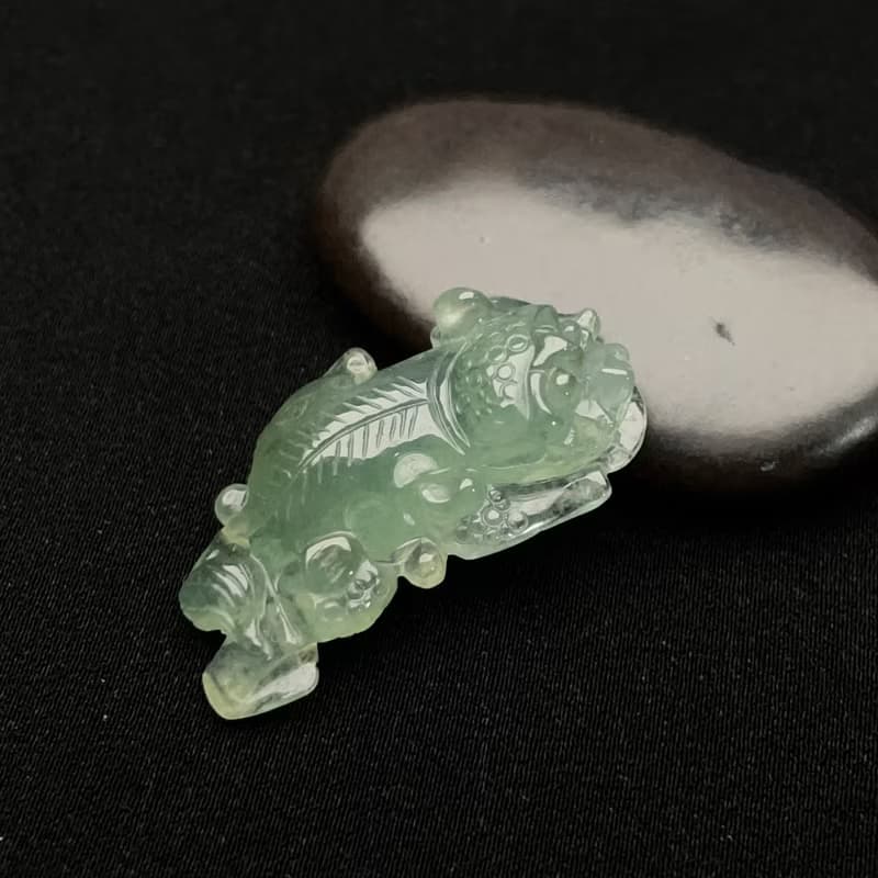 【招財神獸】冰綠翡翠貔貅擺飾 | 天然緬甸玉翡翠A貨 | 送禮