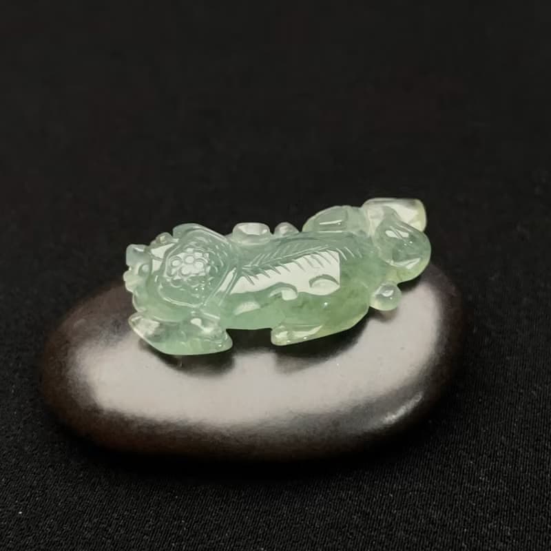 【招財神獸】冰綠翡翠貔貅擺飾 | 天然緬甸玉翡翠A貨 | 送禮