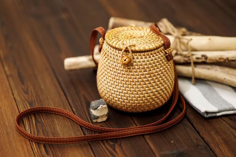 Islandoffer 越南製造 秋藤橢圓小手袋