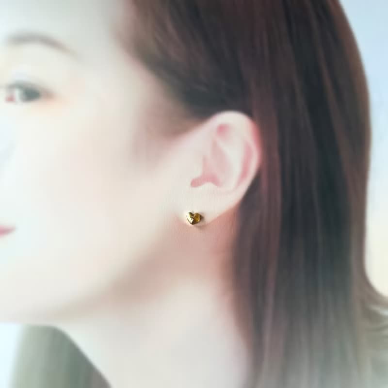 ハート シトリン 金継ぎ ピアス ノンホールピアス イヤリング 天然石 ゴールド 金 小さい 小ぶり 極小 淡い イエロー 黄色 ギフト プレゼント 贈り物