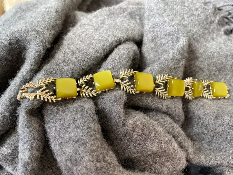 金色光暈方塊陸賽特檸檬黃葉片手鍊 CORO BR36