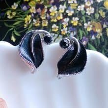 Vintage Jewelry 西洋古董飾品 對稱 翹捲葉子 針式耳環