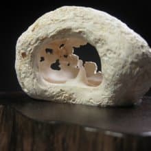 雕件 空 白皮黃玉髓/小洞窟中靜靜欣賞光與水的景致