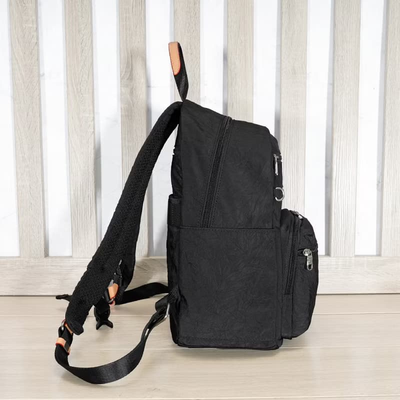 (黑色)必buy輕盈紙感旅行後背包33531