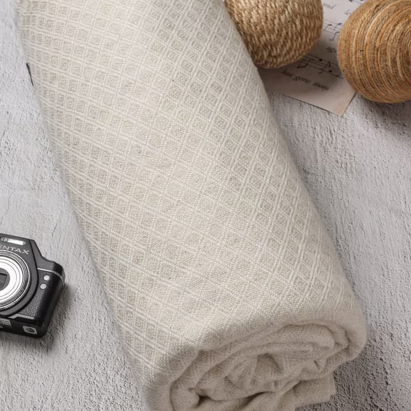 【毯子】喀什米爾羊毛大毯子/披肩 鑽石紋米白色 柔軟保暖