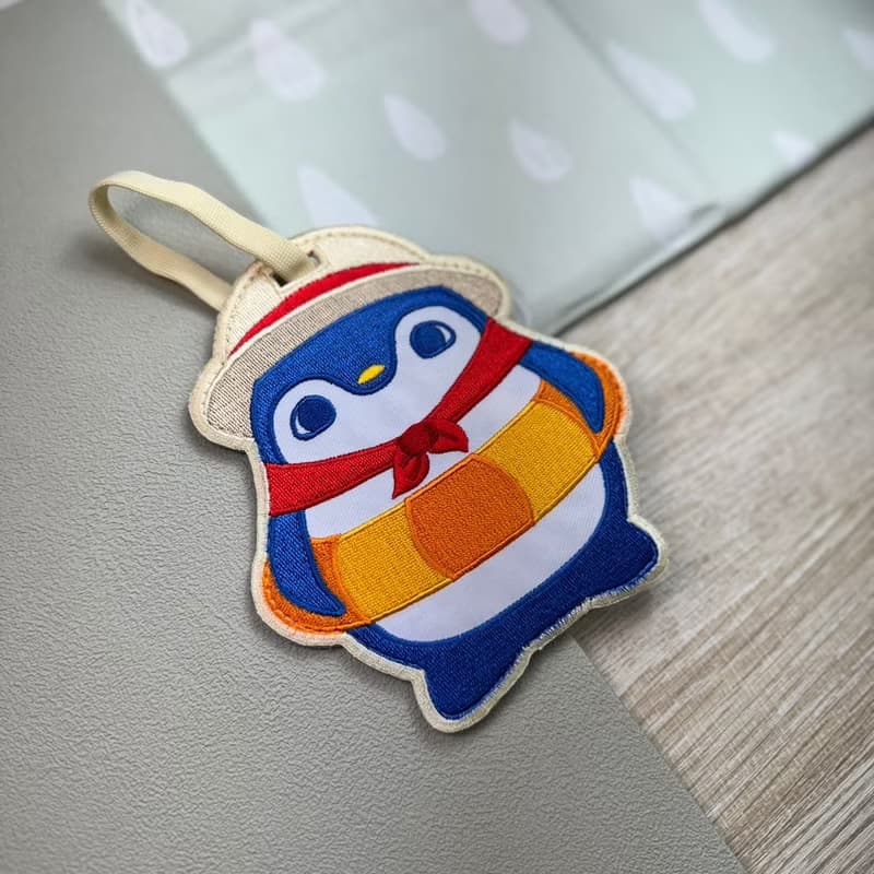 【刺繡行李吊牌】度假企鵝 | 行李箱 | 旅遊 | 證件套 | 悠遊卡套