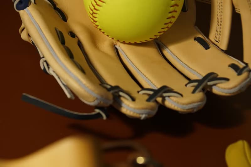 【梁絮皮藝】真皮棒球手套/壘球手套/ZETT/MIZUNO/flatbill/Beast