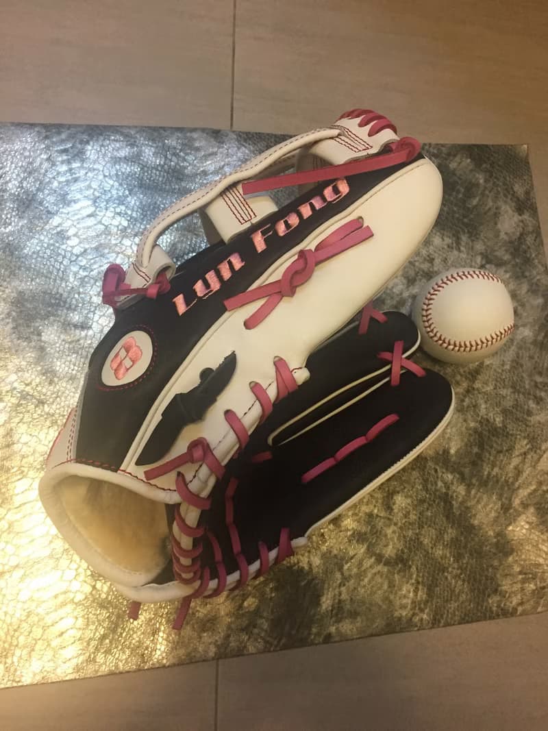 【梁絮皮藝】真皮棒球手套/壘球手套/ZETT/MIZUNO/flatbill/Beast