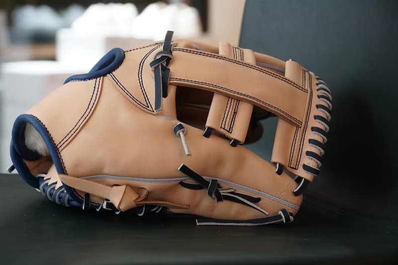 【梁絮皮藝】真皮棒球手套/壘球手套/ZETT/MIZUNO/flatbill/Beast