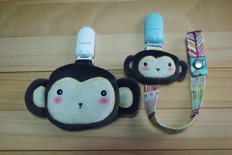 Bucute小猴奶嘴夾釦子/繩子(香草奶嘴用)/寶寶專用/手工製作/彌月禮物