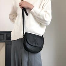 【 日本直送　名牌中古包 】Yves Saint Laurent イヴ・サンローラン ショルダーバッグ ブラック YSL レザー フラップ hrxn3f