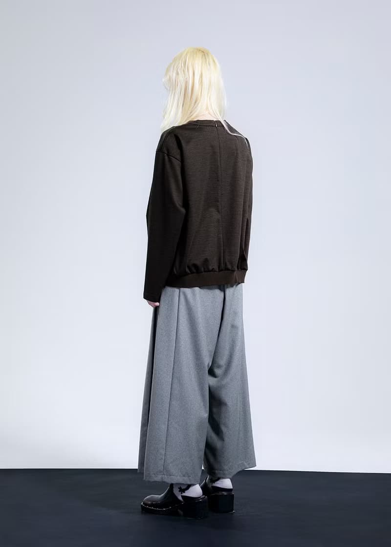 扭褶雕塑線條上衣