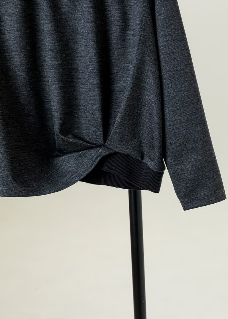 扭褶雕塑線條上衣