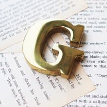 【特價】早期古件-稀有款英國手工字母文鎮