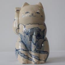 招き猫  牡丹