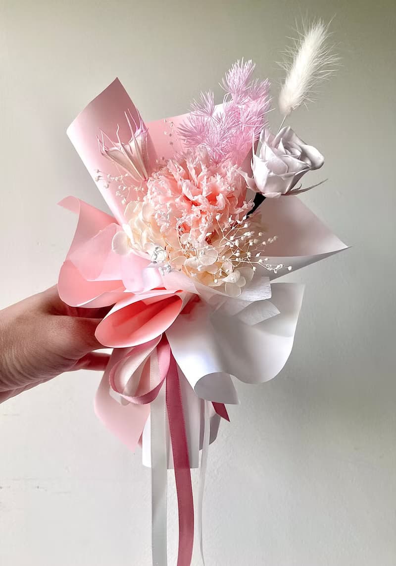 隨時愛你/母親節花禮-單朵康乃馨小花束/永生百日草/乾燥花/盆花