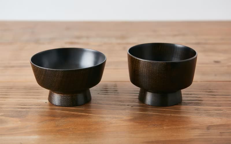 ろくろ挽きの飯椀　ミズメザクラ　黒拭き漆